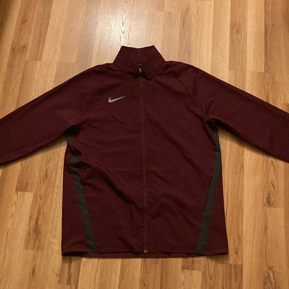 Nike dri-fit sweater